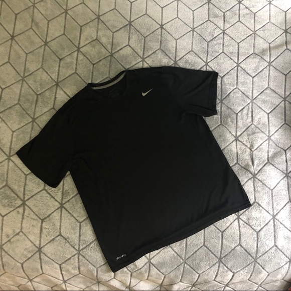 CLOSET CLOSING!! - Picture 4 of 5